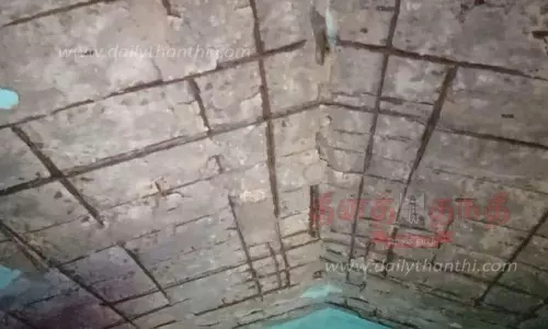 இடிந்து விழும் நிலையில் தொகுப்பு வீடுகள் இடிந்து விழும் நிலையில் தொகுப்பு வீடுகள்