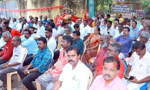 சி.ஐ.டி.யு. தொழிற்சங்கத்தினர் சத்யாகிரக போராட்டம்
