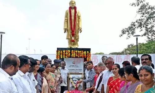 மெய்யறம் நூலை பள்ளி பாடப்புத்தகத்தில் சேர்க்க வேண்டும்