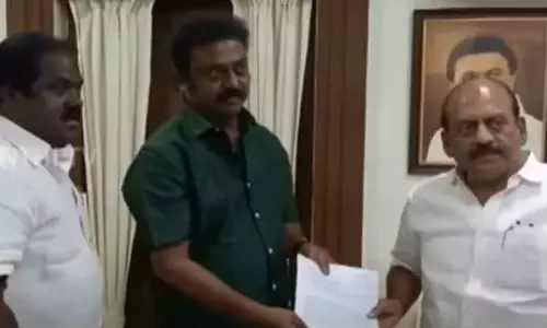 இடம் அபகரிப்பு தொடர்பாக அமைச்சர் தா.மோ.அன்பரசனிடம் நடிகர் சரவணன் புகார் மனு