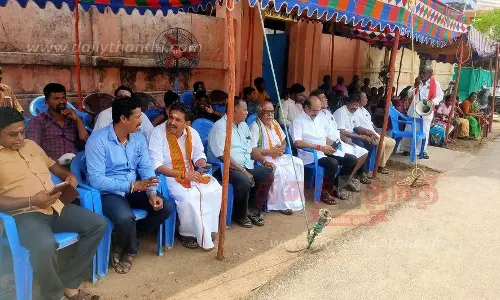 திரு-பட்டினத்தில் பொதுமக்கள் உண்ணாவிரதம்