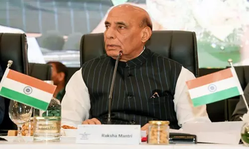 நாட்டின் கண்ணியத்திற்கு எதிரான ஒவ்வோர் அடிக்கும், பதிலடி தரப்படும்: மத்திய மந்திரி ராஜ்நாத் சிங் பேச்சு நாட்டின் கண்ணியத்திற்கு எதிரான ஒவ்வோர் அடிக்கும், பதிலடி தரப்படும்: மத்திய மந்திரி ராஜ்நாத் சிங் பேச்சு