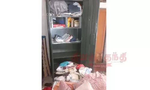 வீடு புகுந்து 4 பவுன் நகை திருட்டு