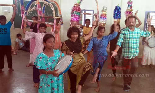 கோடைகால கலை பயிற்சி முகாம்