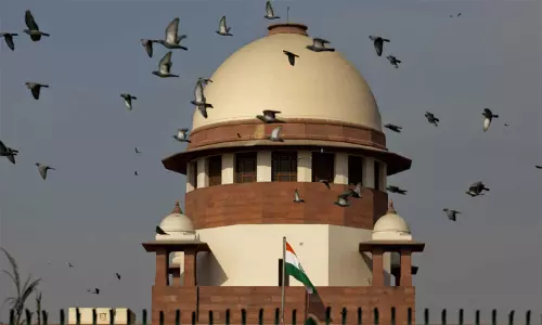 ஒரே பாலின திருமணத்துக்கு சட்ட அங்கீகாரம் அளிக்கப்படுமா? - சுப்ரீம் கோர்ட்டில் தீர்ப்பு ஒத்திவைப்பு