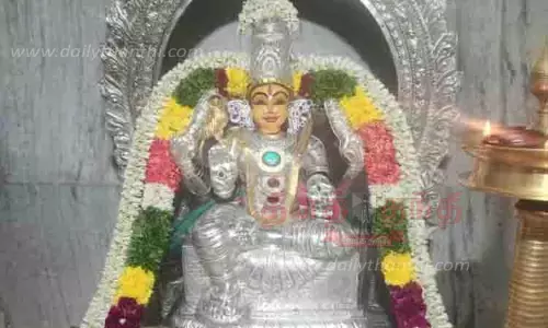 புவனேஸ்வரி அம்மன் கோவிலில் சண்டி ஹோமம்