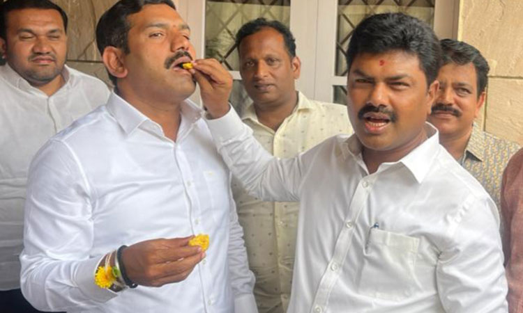 கர்நாடகா தேர்தல் : முக்கிய தலைவர்களின் வாரிசுகளின் வெற்றி-தோல்வி...!