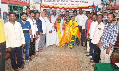 முன்னாள் மாணவர்கள் சந்திப்பு முன்னாள் மாணவர்கள் சந்திப்பு