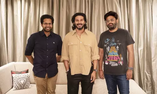 தனுஷ் பட இயக்குனருடன் இணைந்த துல்கர் சல்மான்..!