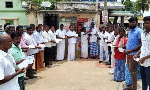 பா.ம.க.வினர் கடிதம் அனுப்பும் போராட்டம்