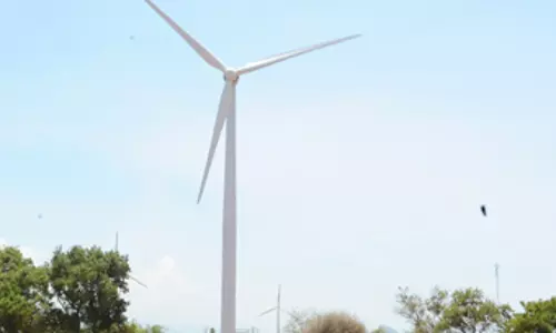 தென்மேற்கு பருவக்காற்று வீச தொடங்கியதால்காற்றாலை மின் உற்பத்தி அதிகரிப்பு