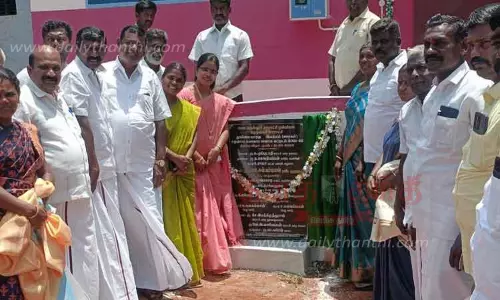 ரூ.5.25 லட்சத்தில் சுகாதார வளாகம் திறப்பு