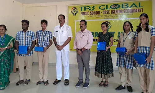 டி.ஆர்.எஸ். குளோபல் பப்ளிக் பள்ளி 100 சதவீதம் தேர்ச்சி