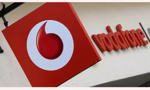 11 ஆயிரம் ஊழியர்களை பணிநீக்கம் செய்யும் வோடபோன்