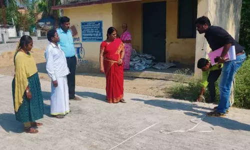 தியாகதுருகம் பகுதியில் திட்ட பணிகளை அதிகாரி ஆய்வு