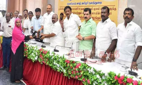 293 பயனாளிகளுக்கு  ரூ.22 லட்சம் நலத்திட்ட உதவிகள்; அமைச்சர் செஞ்சி மஸ்தான் வழங்கினார்