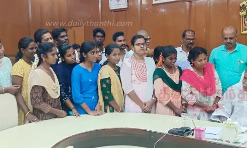 சுருக்கெழுத்தர்கள் முதல்-அமைச்சர் ரங்கசாமியுடன் சந்திப்பு