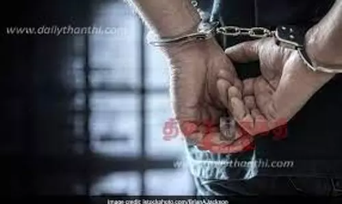 சாராயம் கடத்திய வாலிபர் கைது சாராயம் கடத்திய வாலிபர் கைது