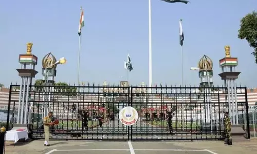 இந்திய சிறைகளில் இருந்து 22 பாகிஸ்தான் கைதிகள் விடுதலை - வாகா எல்லை வழியாக அனுப்பி வைப்பு