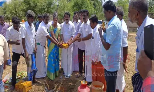 புதிய ரேஷன் கடைகளுக்கு அடிக்கல் நாட்டு விழா; நயினார் நாகேந்திரன் எம்.எல்.ஏ. பங்கேற்பு புதிய ரேஷன் கடைகளுக்கு அடிக்கல் நாட்டு விழா; நயினார் நாகேந்திரன் எம்.எல்.ஏ. பங்கேற்பு
