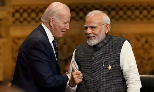 பிரதமர் மோடியிடம் ஆட்டோகிராப் கேட்ட அமெரிக்க அதிபர்..! ஜி-7 மாநாட்டில் சுவாரஷ்யம்...! பிரதமர் மோடியிடம் ஆட்டோகிராப் கேட்ட அமெரிக்க அதிபர்..! ஜி-7 மாநாட்டில் சுவாரஷ்யம்...!