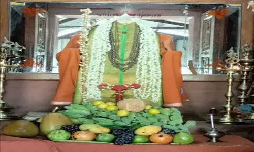 ஸ்ரீமன் நாராயணசுவாமி கோவிலில் சிறப்பு வழிபாடு