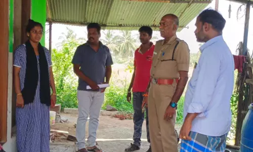 பெண்ணை தாக்கி 7 பவுன் தாலி சங்கிலி பறிப்பு பெண்ணை தாக்கி 7 பவுன் தாலி சங்கிலி பறிப்பு