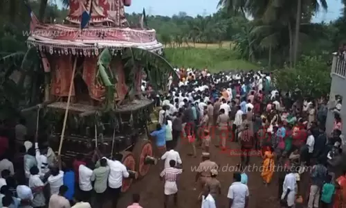 காளியம்மன் கோவில் தேரோட்டம் பாதியில் நிறுத்தம்