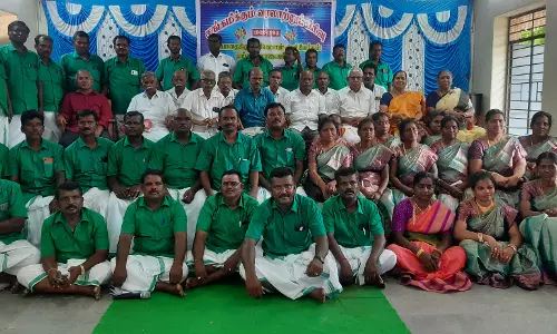 அரசு ஆண்கள் பள்ளி முன்னாள் மாணவர்கள் சந்திப்பு