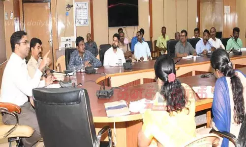 கள்ளச்சாராயம் இல்லாத நிலையை அடைய அலுவலர்கள் ஒருங்கிணைந்து செயல்பட வேண்டும்; கலெக்டர் செந்தில்ராஜ் அறிவுறுத்தல்