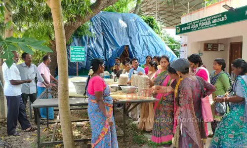 காளான் வளர்ப்பு குறித்த பயிற்சி காளான் வளர்ப்பு குறித்த பயிற்சி