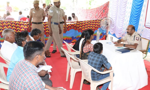 தர்மபுரியில் போலீசார் சார்பில்பொதுமக்கள் குறைதீர்க்கும் முகாம்111 மனுக்களுக்கு உடனடி தீர்வு