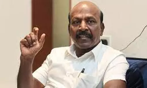 பள்ளிகள் அறிவிக்கப்பட்ட தேதியில் திறக்கப்படும் பள்ளிகள் அறிவிக்கப்பட்ட தேதியில் திறக்கப்படும்