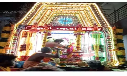 அம்மன் சப்பர பவனி அம்மன் சப்பர பவனி