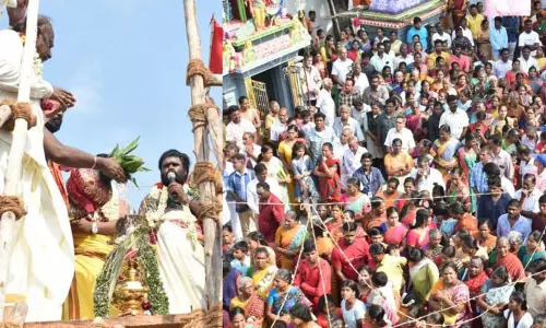 கடலூர் துறைமுகம்ராமனாதீஸ்வர சவுடாம்பிகை அம்மன் கோவில் கும்பாபிஷேகம்திரளான பக்தர்கள் தரிசனம் கடலூர் துறைமுகம்ராமனாதீஸ்வர சவுடாம்பிகை அம்மன் கோவில் கும்பாபிஷேகம்திரளான பக்தர்கள் தரிசனம்
