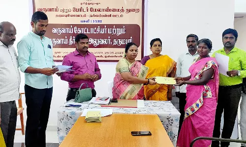 நல்லம்பள்ளி தாலுகா அலுவலகத்தில் 50 பயனாளிகளுக்கு நலத்திட்ட உதவி