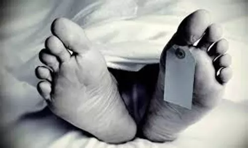 கார் மோதி தொழிலாளி பலி கார் மோதி தொழிலாளி பலி