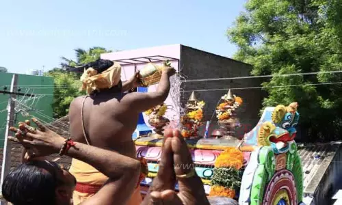 சந்தனமாரி அம்மன் கோவில் கும்பாபிஷேகம் சந்தனமாரி அம்மன் கோவில் கும்பாபிஷேகம்