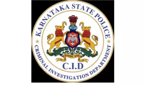 4-வது மாடியில் இருந்து குதித்த வாலிபர் சாவு 4-வது மாடியில் இருந்து குதித்த வாலிபர் சாவு