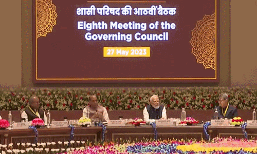 பிரதமர் மோடி தலைமையில் நிதி ஆயோக் கூட்டம் தொடங்கியது.. 8 மாநில முதல் மந்திரிகள் புறக்கணிப்பு