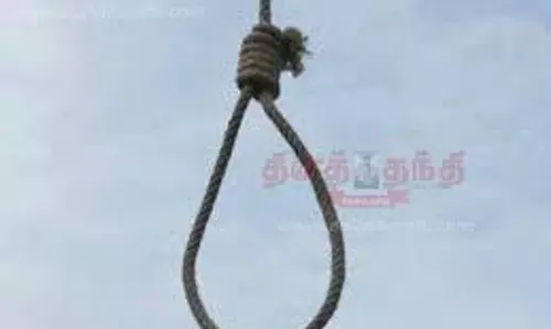 குழந்தை இறந்த துக்கம் தாங்காமல் தாய் தூக்குப்போட்டு தற்கொலை குழந்தை இறந்த துக்கம் தாங்காமல் தாய் தூக்குப்போட்டு தற்கொலை