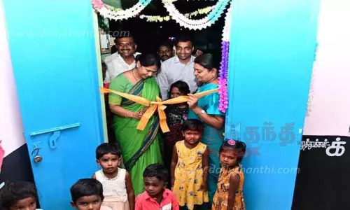 ரூ.22 லட்சத்தில் அங்கன்வாடி மைய கட்டிடம்; கனிமொழி எம்.பி. திறந்து வைத்தார்