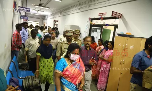 அரசு மருத்துவக்கல்லூரி அதிகாரிகள் மீது கடும் நடவடிக்கை