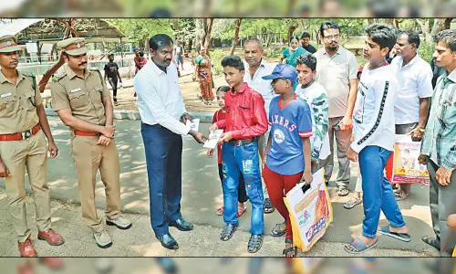 கிண்டி சிறுவர் பூங்காவில் சுற்றுச்சூழல் விழிப்புணர்வு நிகழ்ச்சி: முதல்-அமைச்சரின் மஞ்சப்பை திட்டத்துக்கு மத்திய அரசு அதிகாரி பாராட்டு