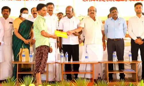 திருப்பூரில் மிக விரைவில் அரசு செவிலியர் பயிற்சி கல்லூரி தொடங்கப்படும் என்று அமைச்சர் மா.சுப்பிரமணியன் கூறினார்.