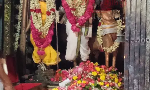 சுந்தரேஸ்வரர், கார்த்தியாயினி அம்மனுக்கு சிறப்பு அபிஷேகம்