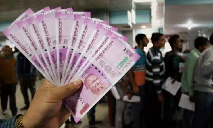 2 ஆயிரம் ரூபாய் நோட்டுகளை மாற்றும் விவகாரம்: பொதுநல மனுவை  தள்ளுபடி செய்தது டெல்லி ஐகோர்ட்