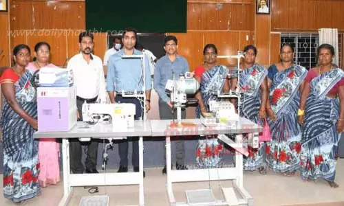 பயனாளிகளுக்கு நலத்திட்ட உதவிகள்