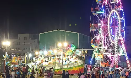 எஸ்.எஸ்.எஸ். எண்டர்டெயின்மெண்ட், நளபாகம் கேட்டரிங் சர்வீஸ் சார்பில் பொருட்காட்சி