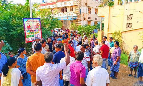 கவுன்சிலருக்கு ஆதரவாக திரண்ட பொதுமக்கள்